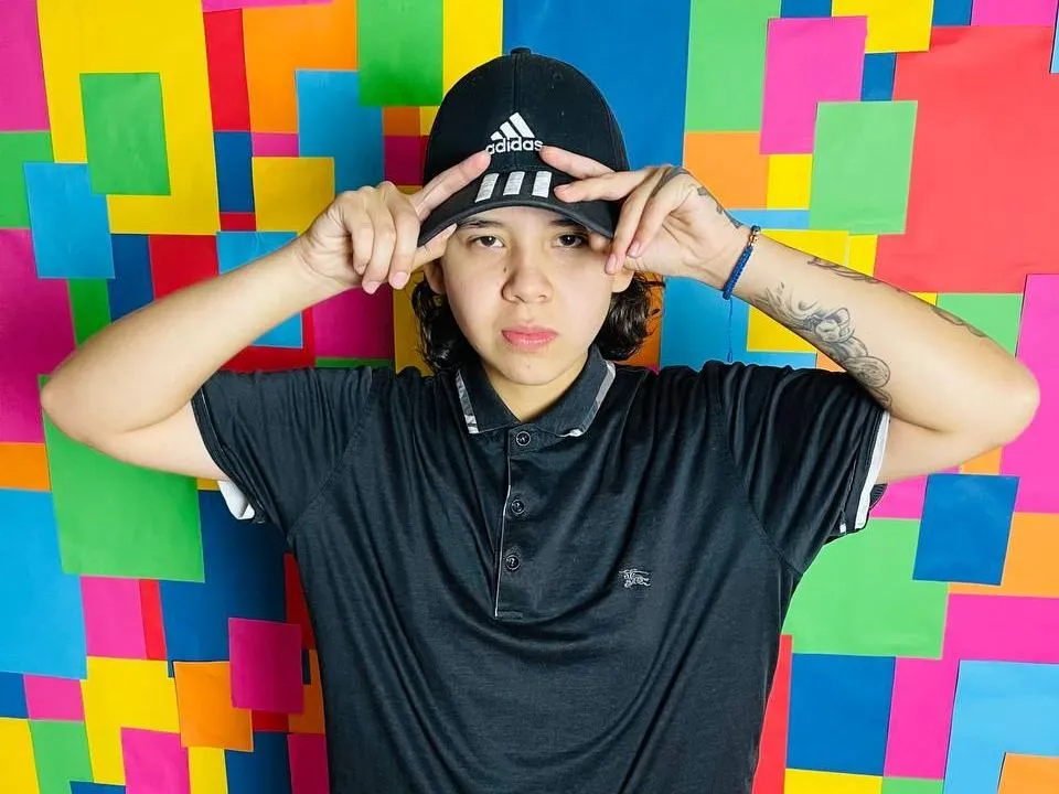 TaylorThompsonn cam model profile picture