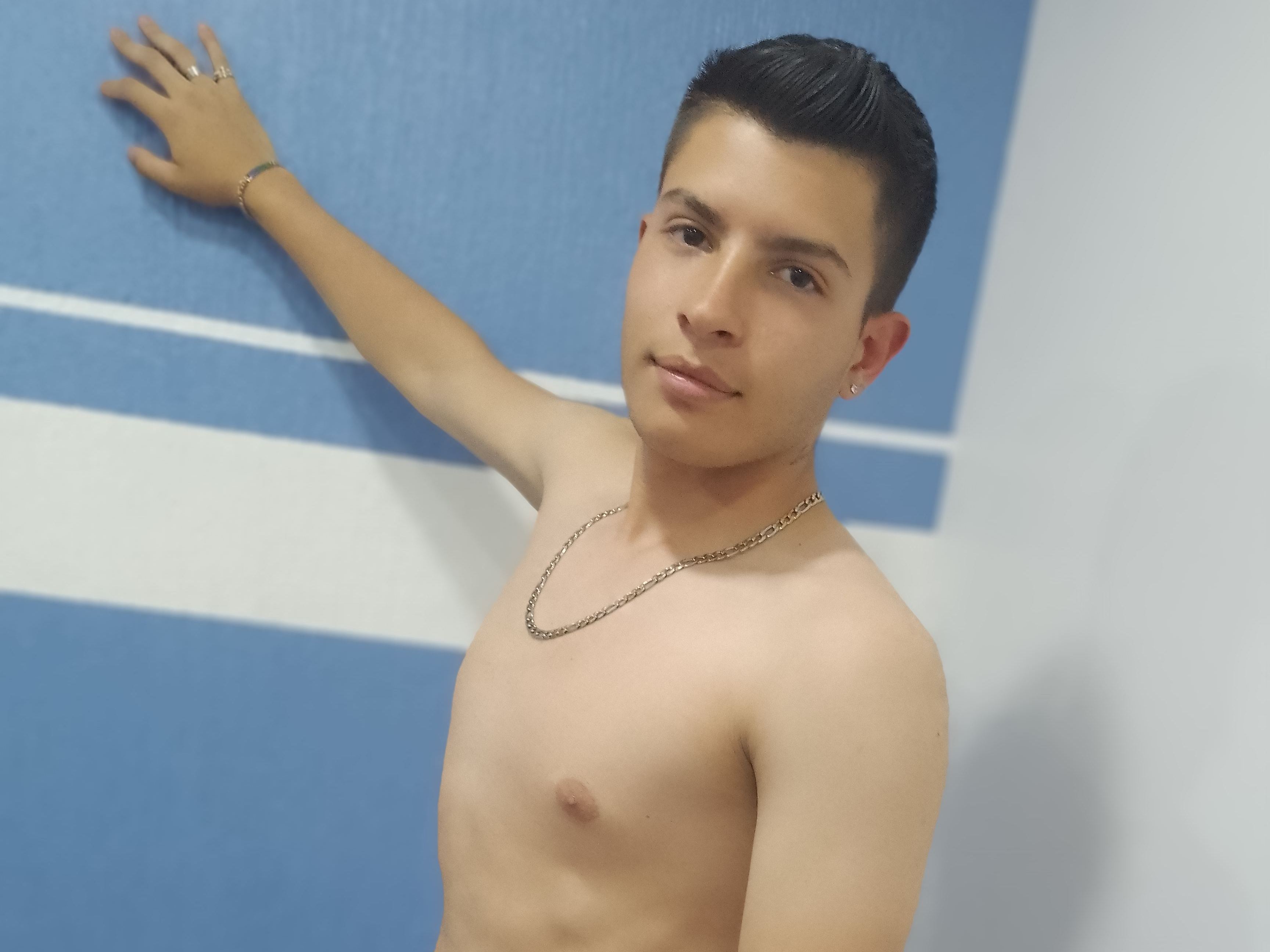 Foto de perfil de modelo de webcam de Arnolld 