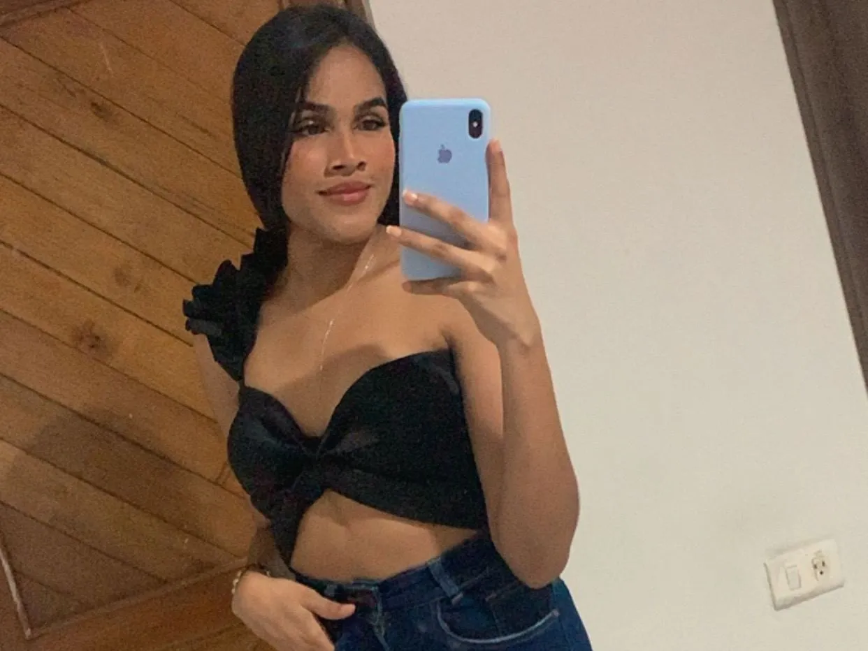 KeilaCooper profielfoto van cam model