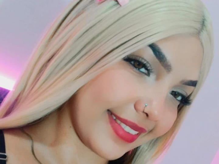 Image de profil du modèle de webcam camilared69