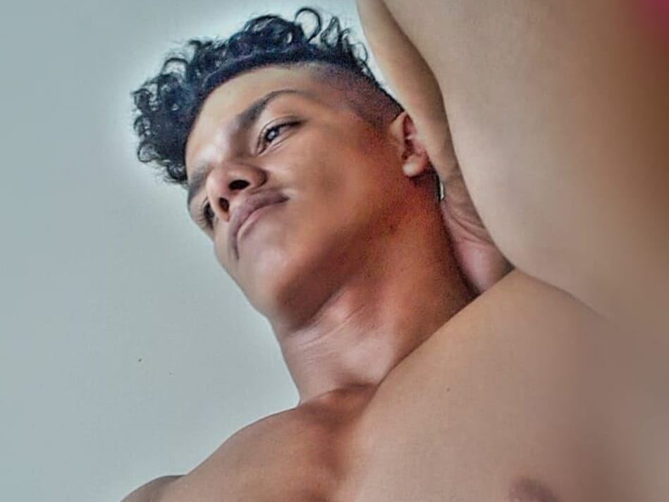 Profilbilde av AlexMonroe41 webkamera modell