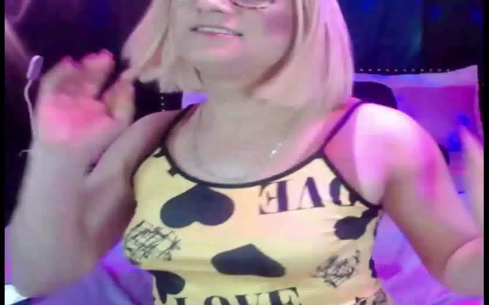 Intérprete LolaMinajxo Video 1