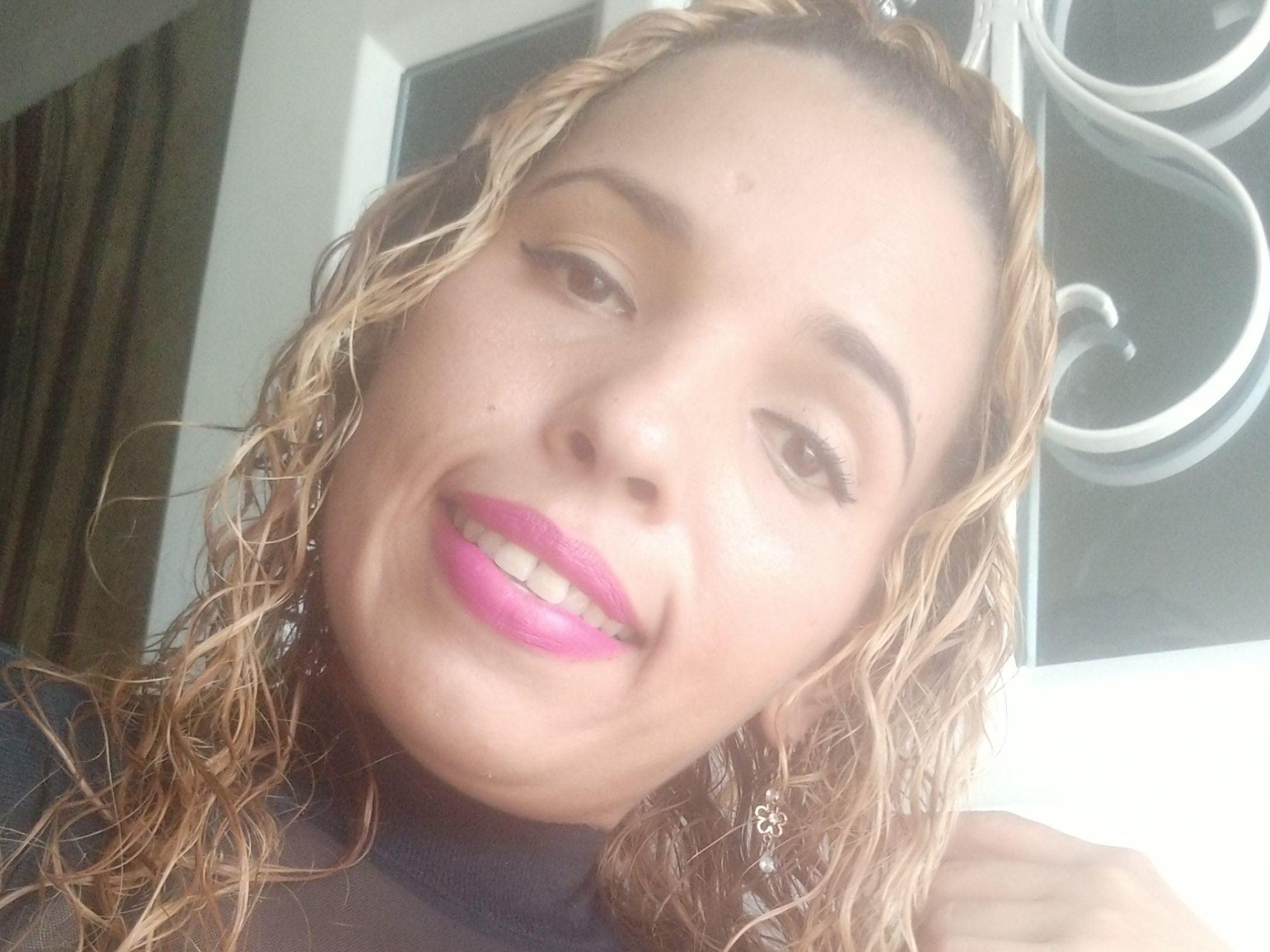 KimyHanson profielfoto van cam model