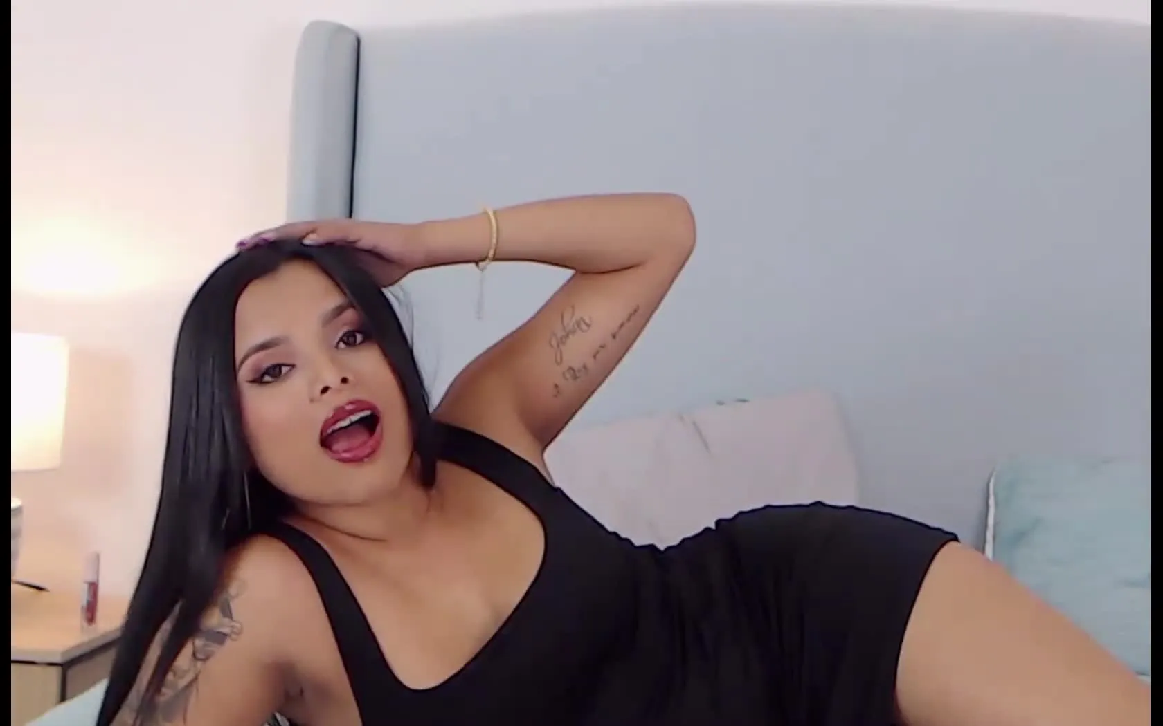 Artista IrinaRoyce Video 1