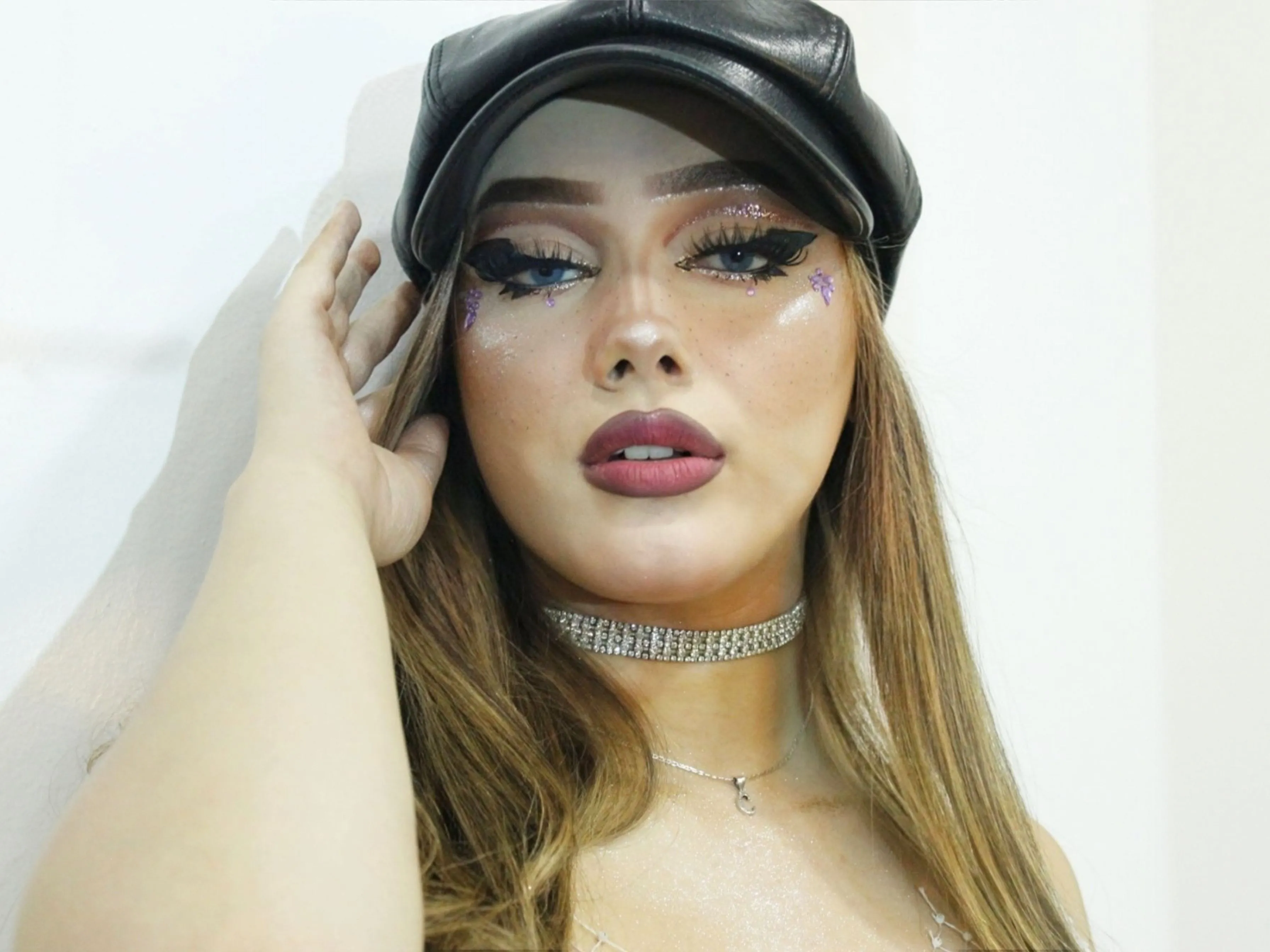 saravegaa profielfoto van cam model