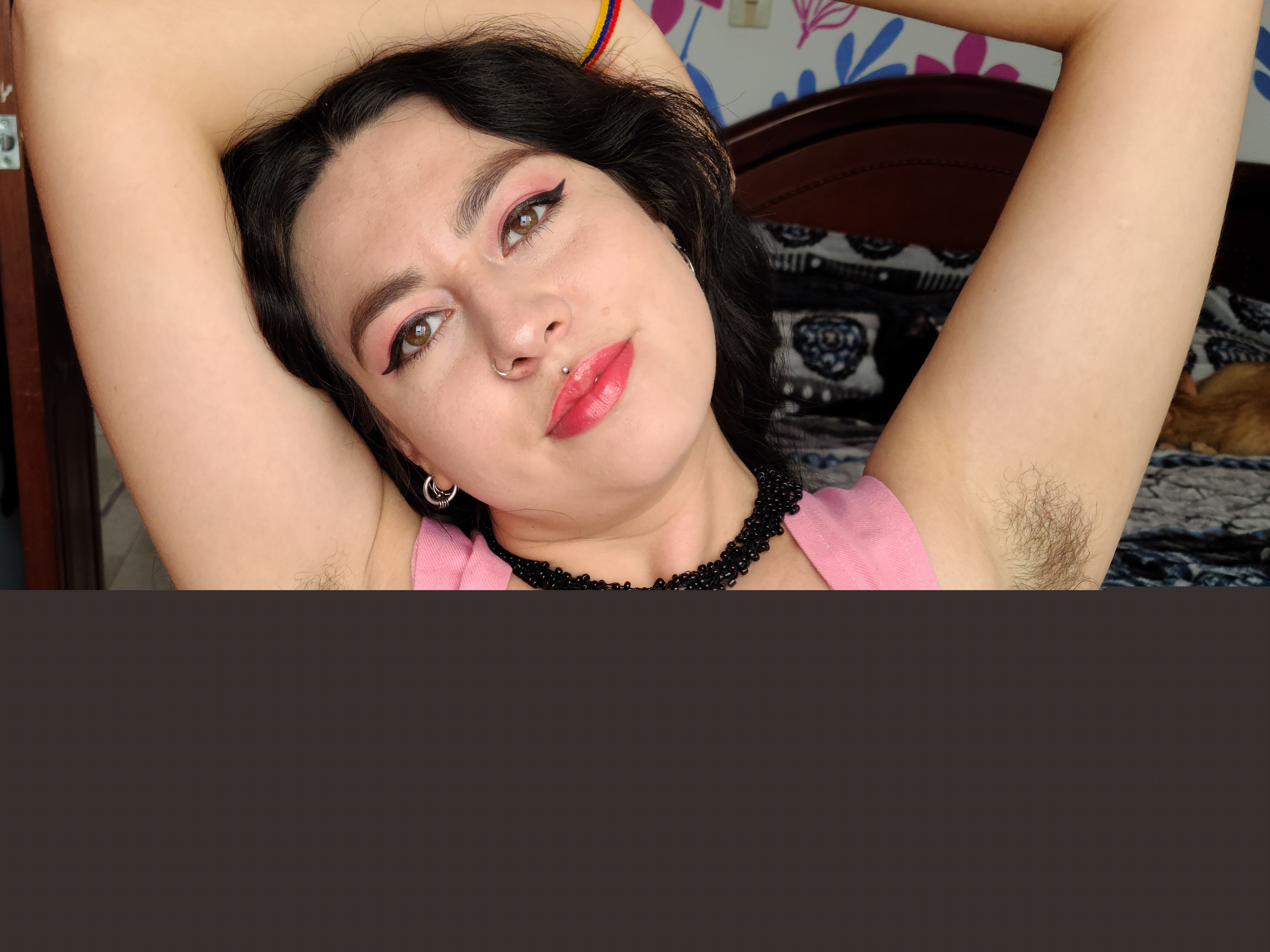 Image de profil du modèle de webcam Justanothergiirl