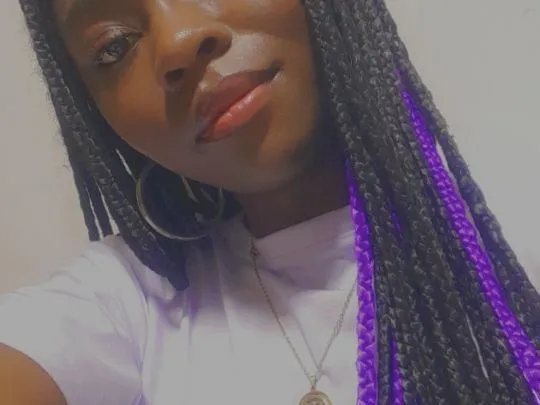 AliciaMatews profilbild på webbkameramodell