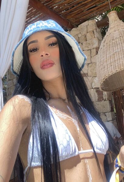 Performer AlyahLegarda Photo 7