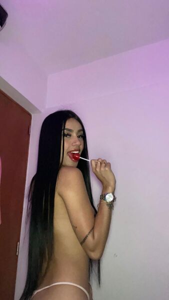 Performer AlyahLegarda Photo 8