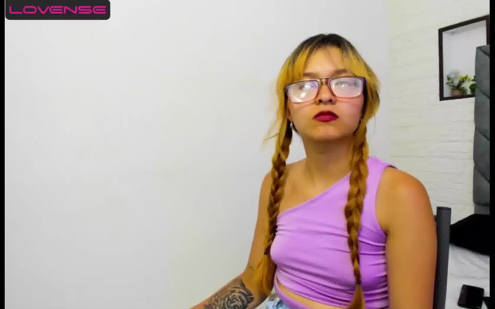 Performer charlottesmeet Video 1