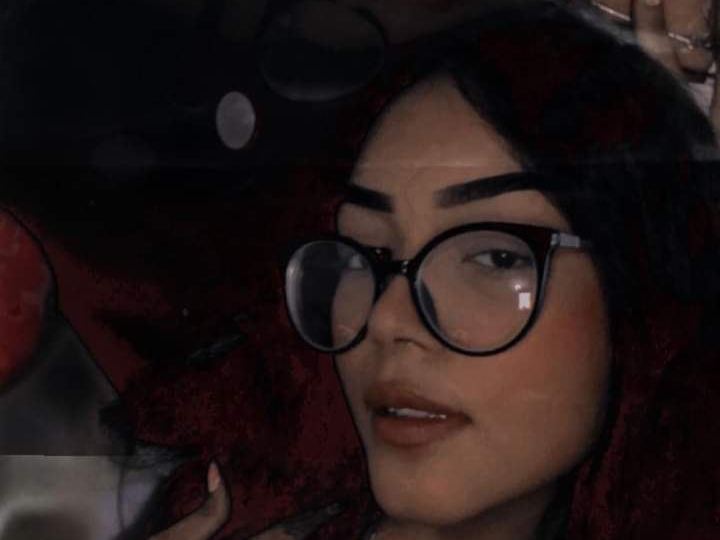 brunettmilk profielfoto van cam model