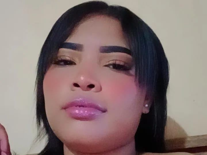 chloerosse23 cam model profile picture