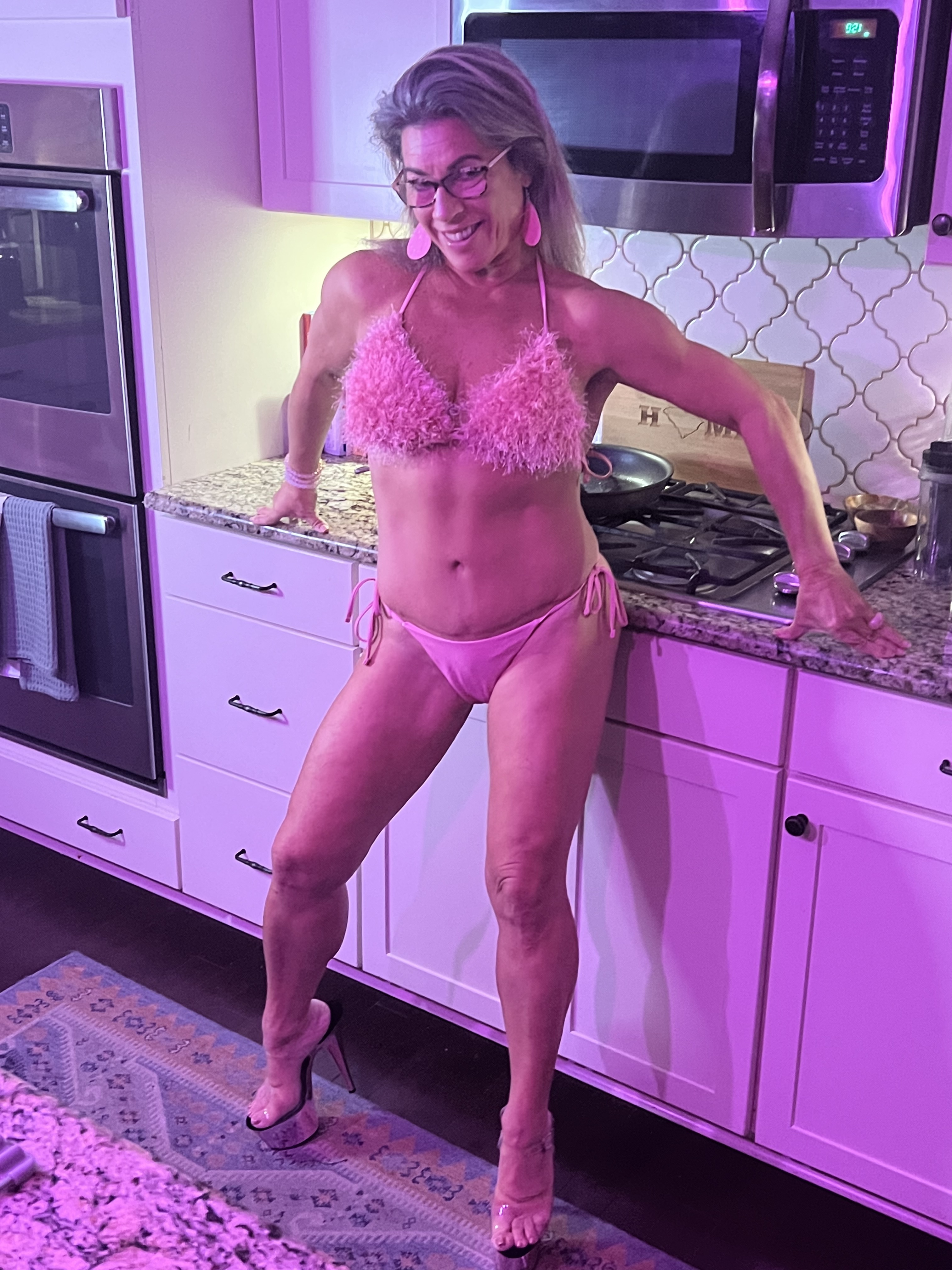 Artist AthenaWest Foto 1