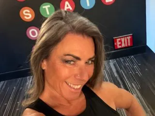AthenaWest profielfoto van cam model