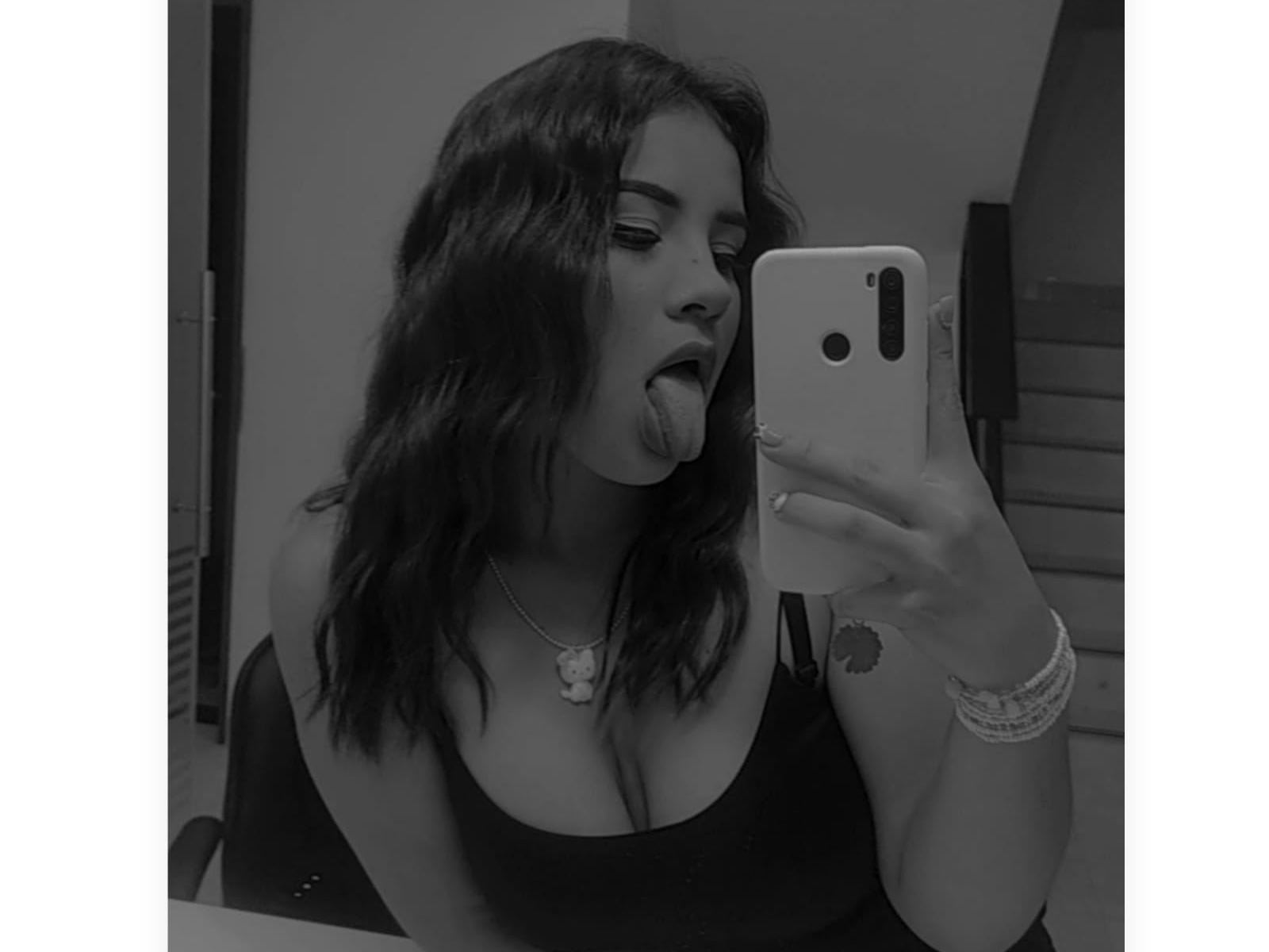 Foto de perfil de modelo de webcam de Emmha23