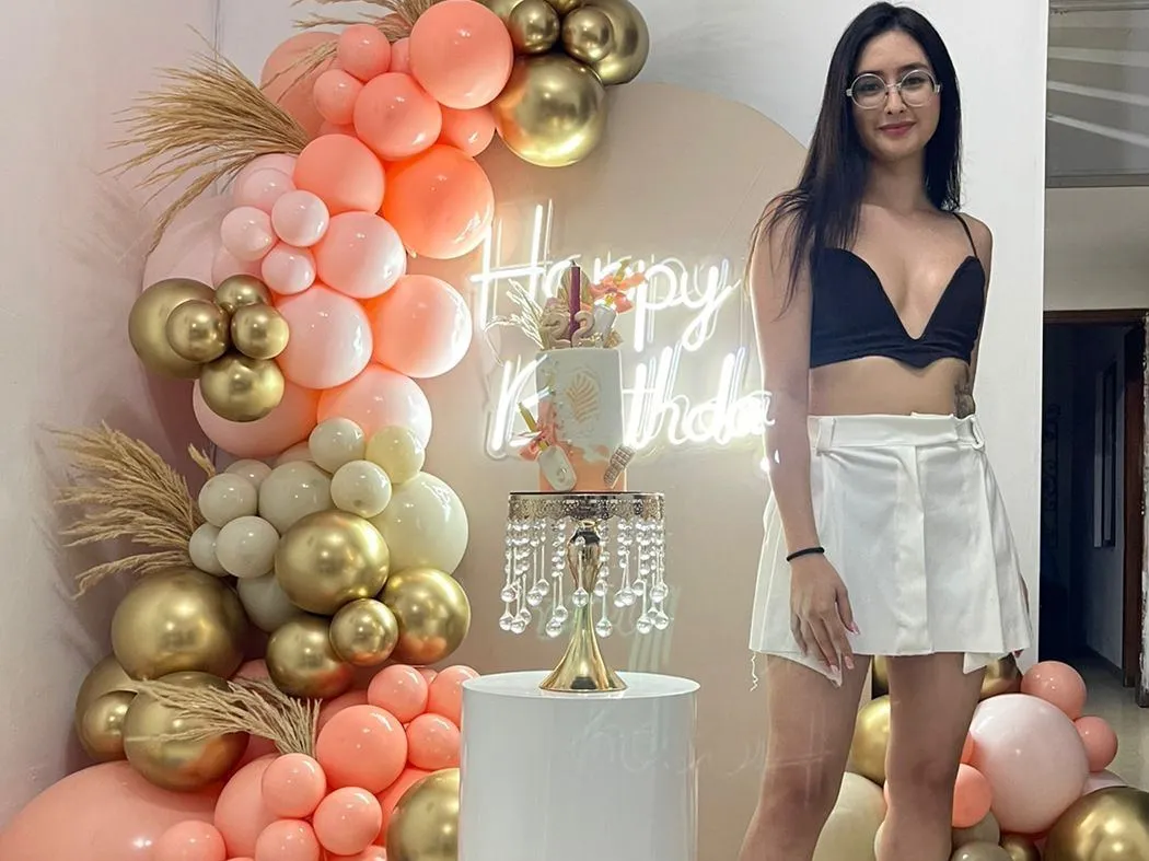 IsabelSuarez cam model profile picture