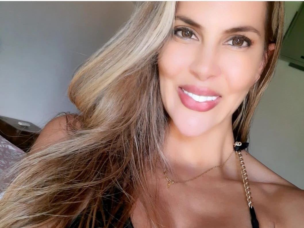 IsabellaMackency profielfoto van cam model