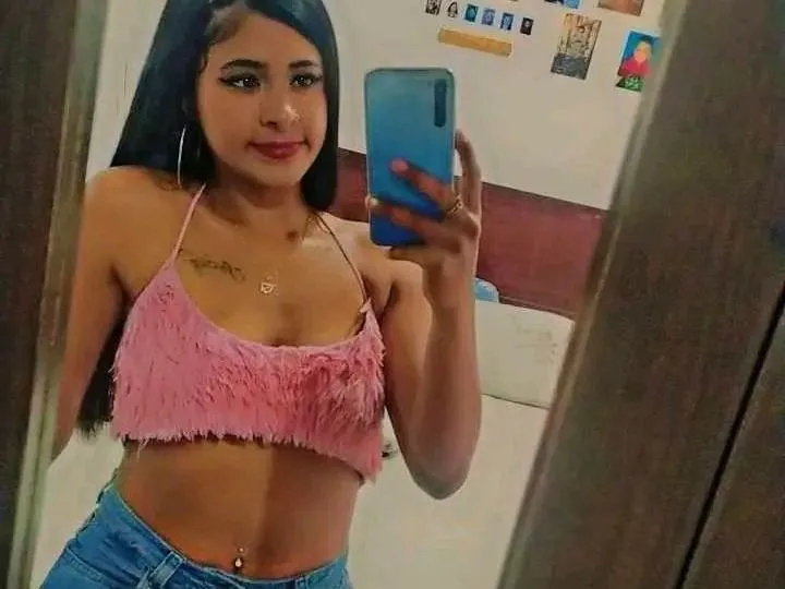 milulopez profielfoto van cam model