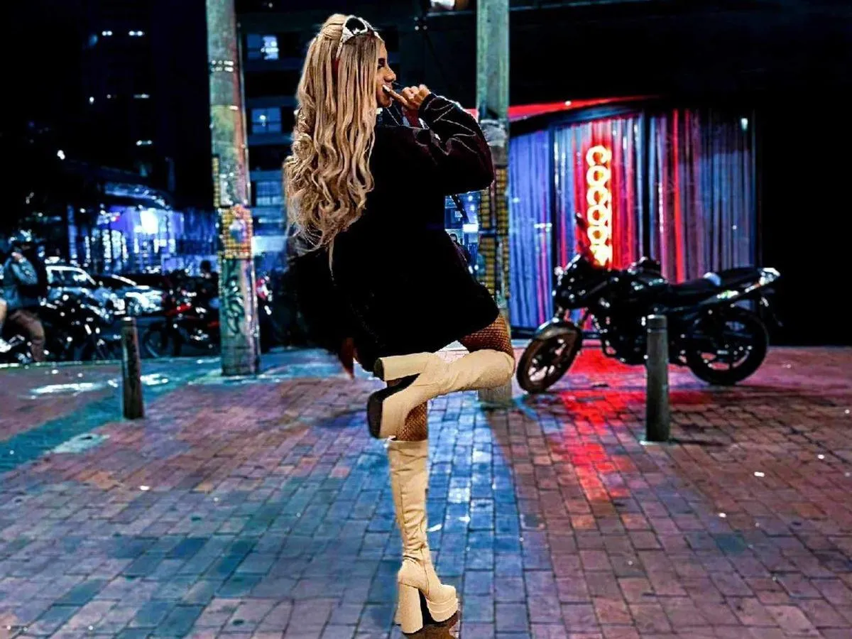 HollyPrincessCol cam model profile picture