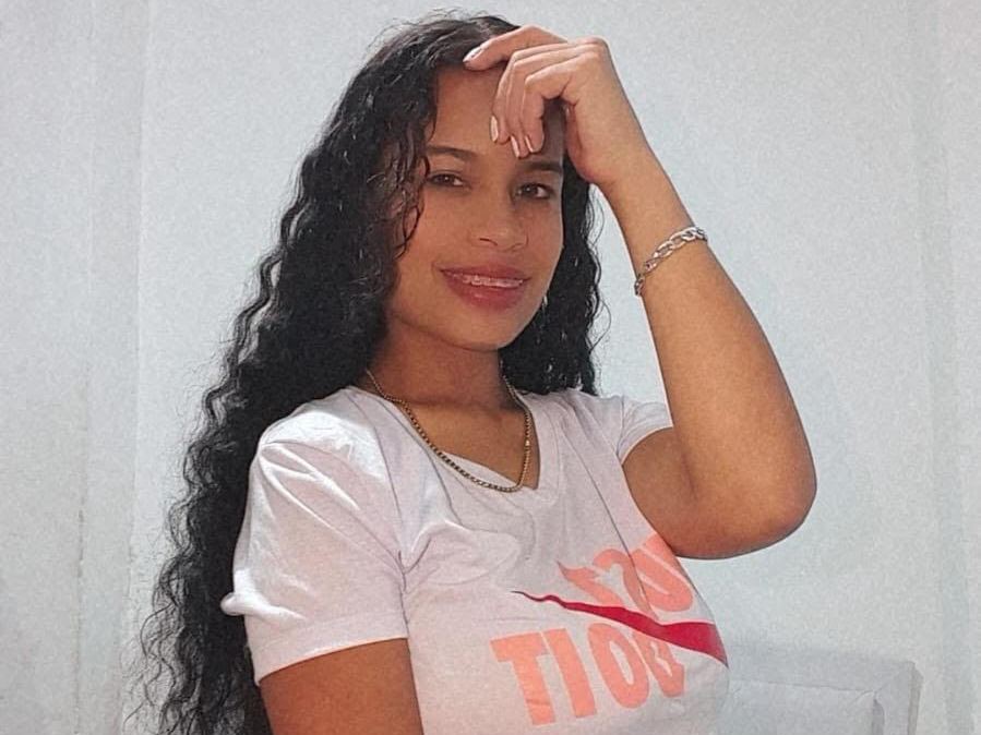 LunitaSweet cam model profile picture