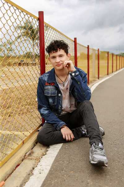 Performer DarekN Photo 2