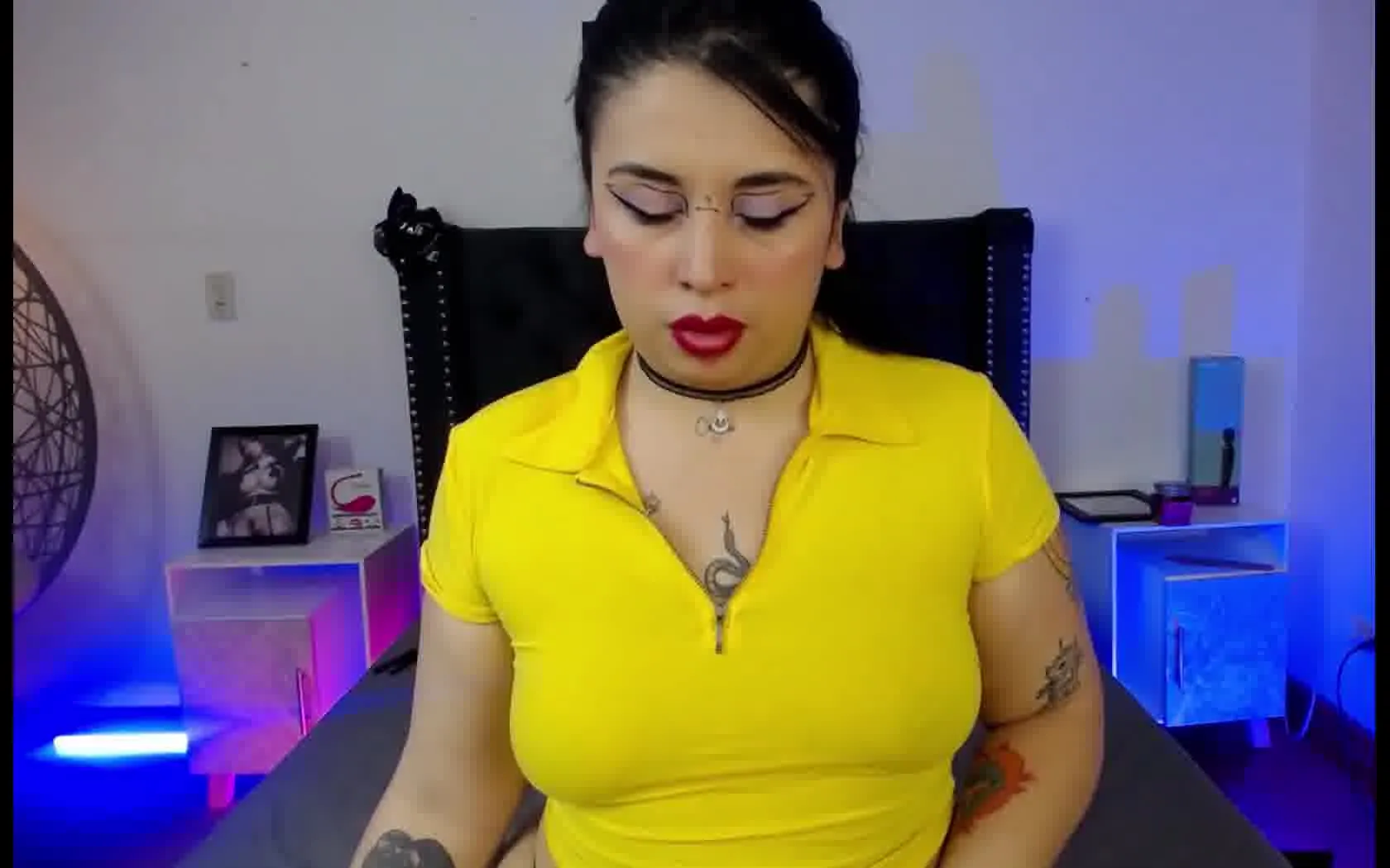 Artiest DaniBellaCam69 Video 1