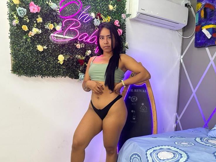 Imagen de perfil de modelo de cámara web de Moly18Smith