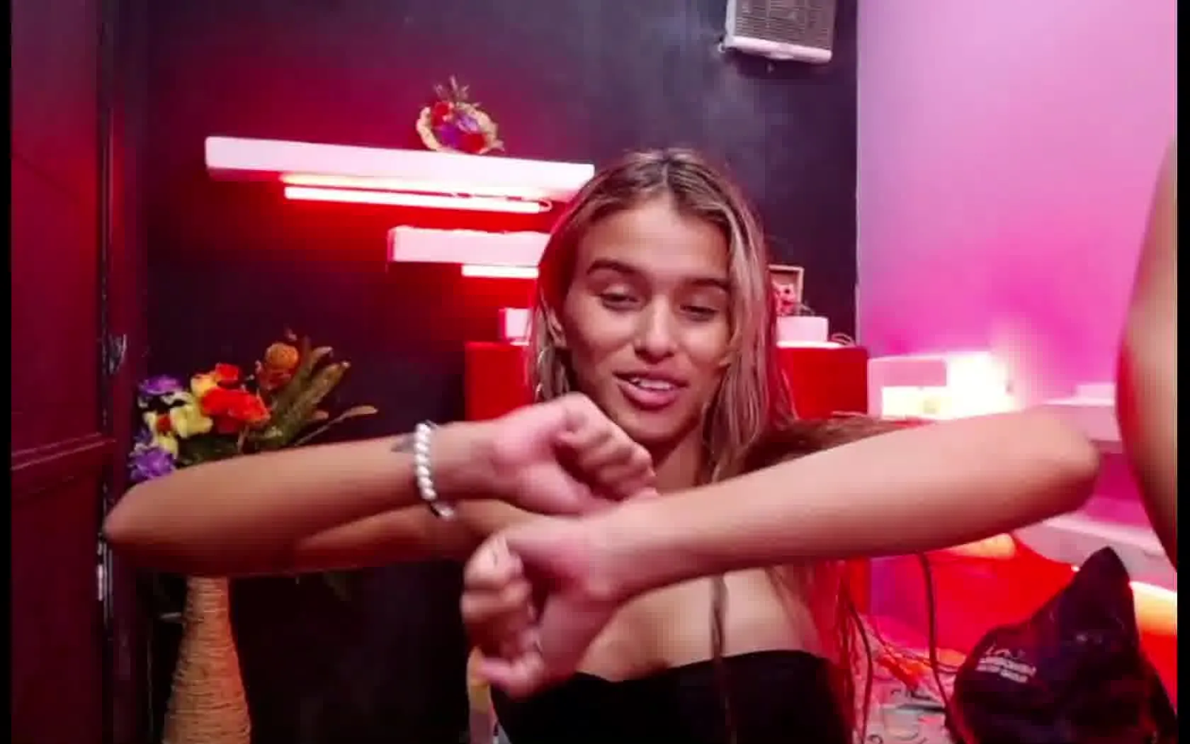 Intérprete adaarasexygirl Video 1