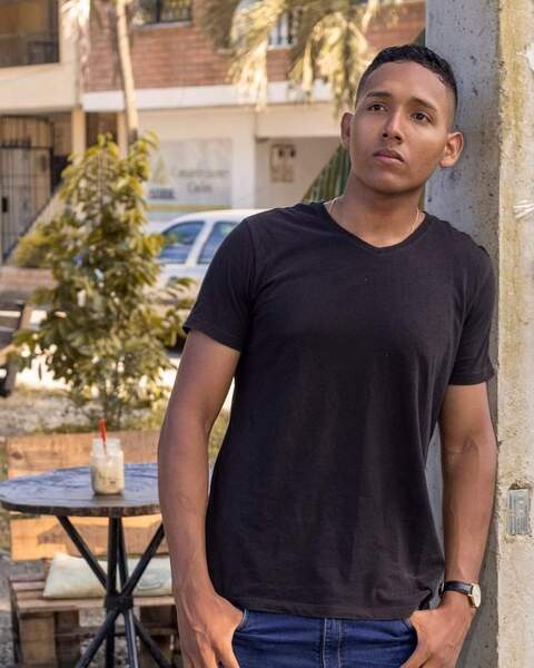 Interprète TommHilton Photo 2