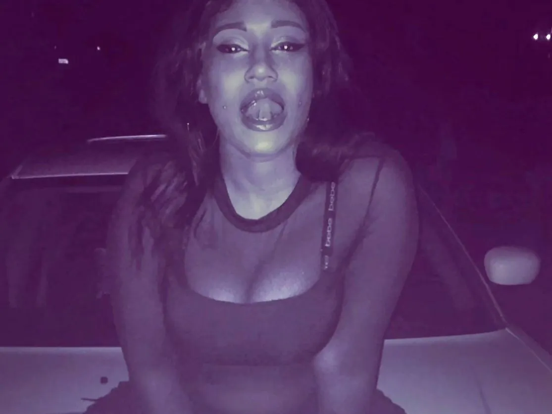 iAmCashies cam model profile picture