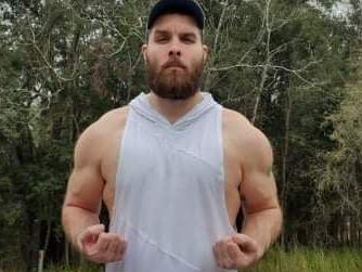 HornyStud94 cam model profile picture 