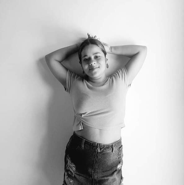 Interprete AlizVaughan Foto 5