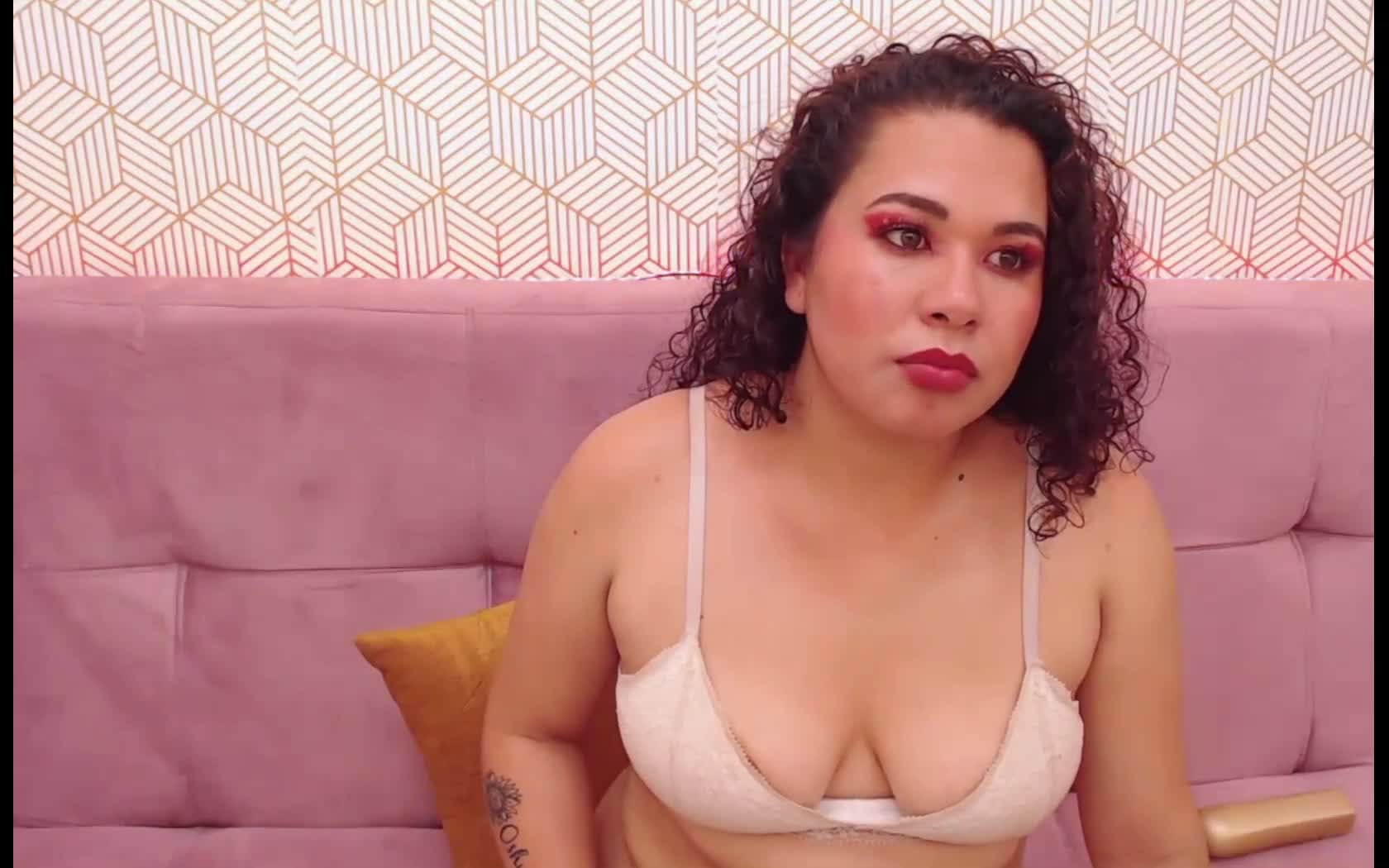 Artist AmandaFallon Video 1