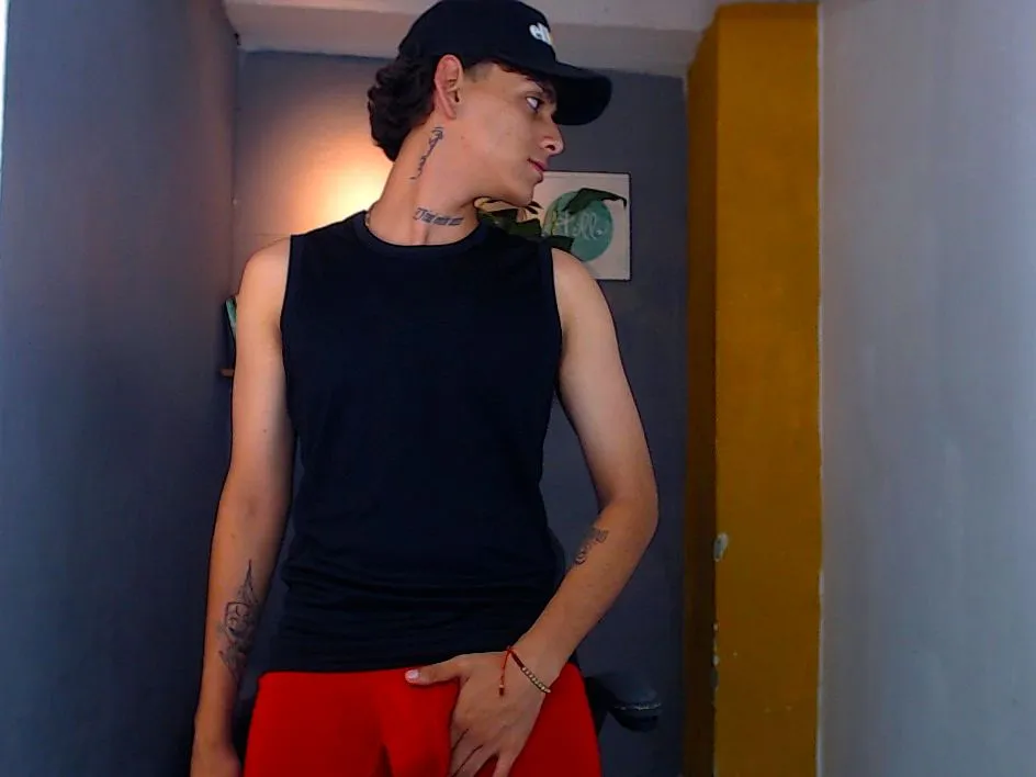 DekuParker cam model profile picture