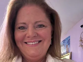 BustyBeautifulGinger