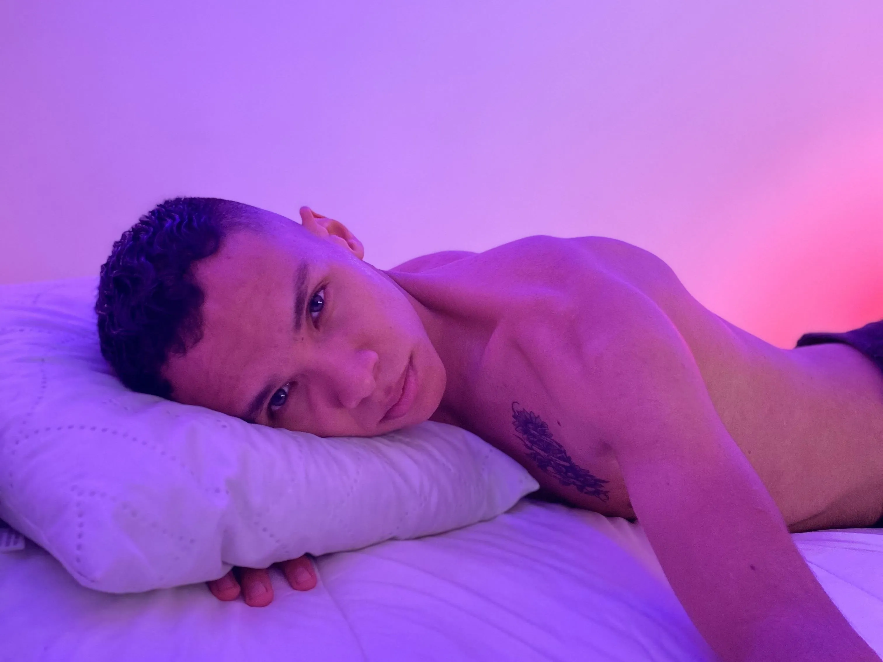 Image de profil du modèle de webcam JarrodSenn