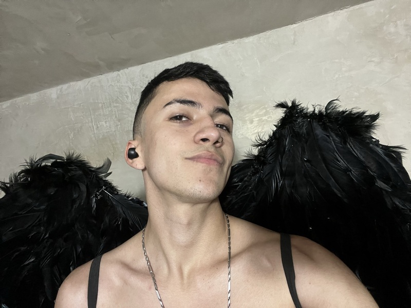 Performer JhonasMontt Photo 1