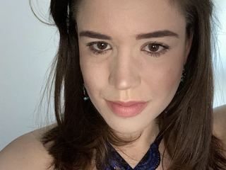 CrystalSizzle profilbild på webbkameramodell