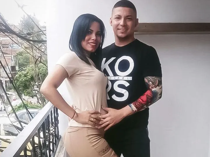 Imagen de perfil de modelo de cámara web de jaxtsoncouple