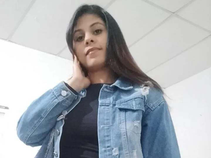 helenhush immagine del profilo del modello di cam