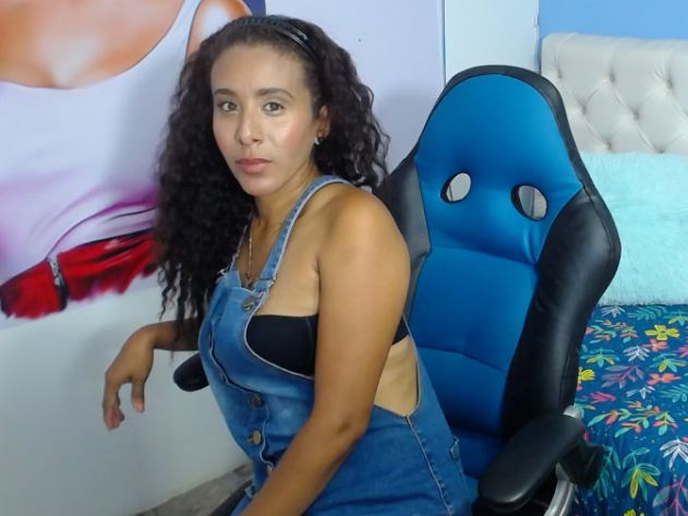 Foto de perfil de modelo de webcam de Shaaronhot19