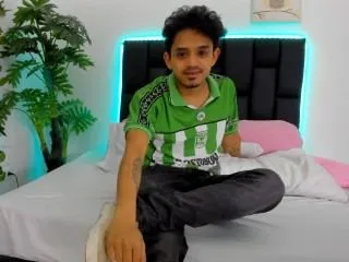 Image de profil du modèle de webcam Dwayne707