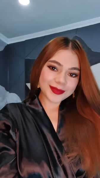 Interprète KeyRossiee Photo 3