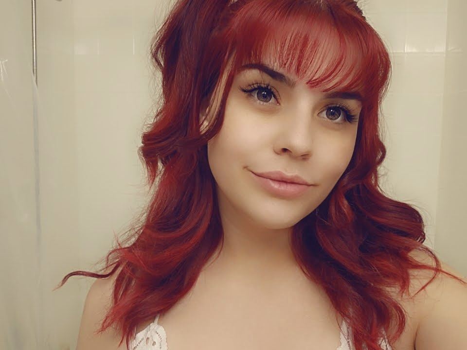 XFionaFlowersX profielfoto van cam model