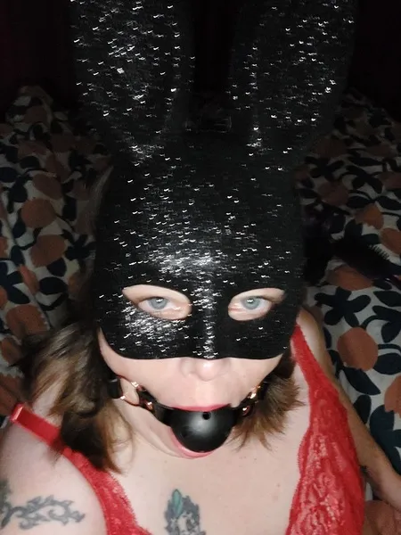 Artist BritishCourtneyMILF Foto 1