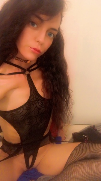 Performer AthenaAnn Photo 3