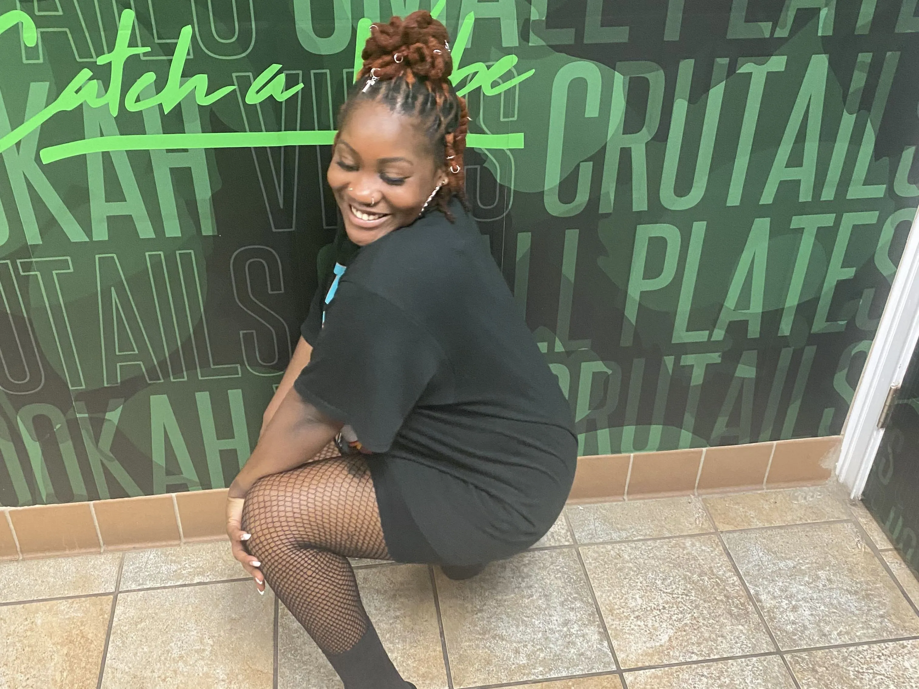 ladytinyt profilbild på webbkameramodell