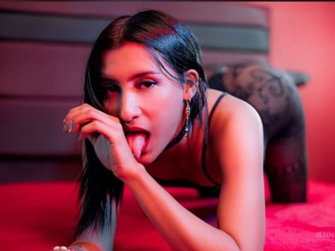 Jenrosse cam model profile picture