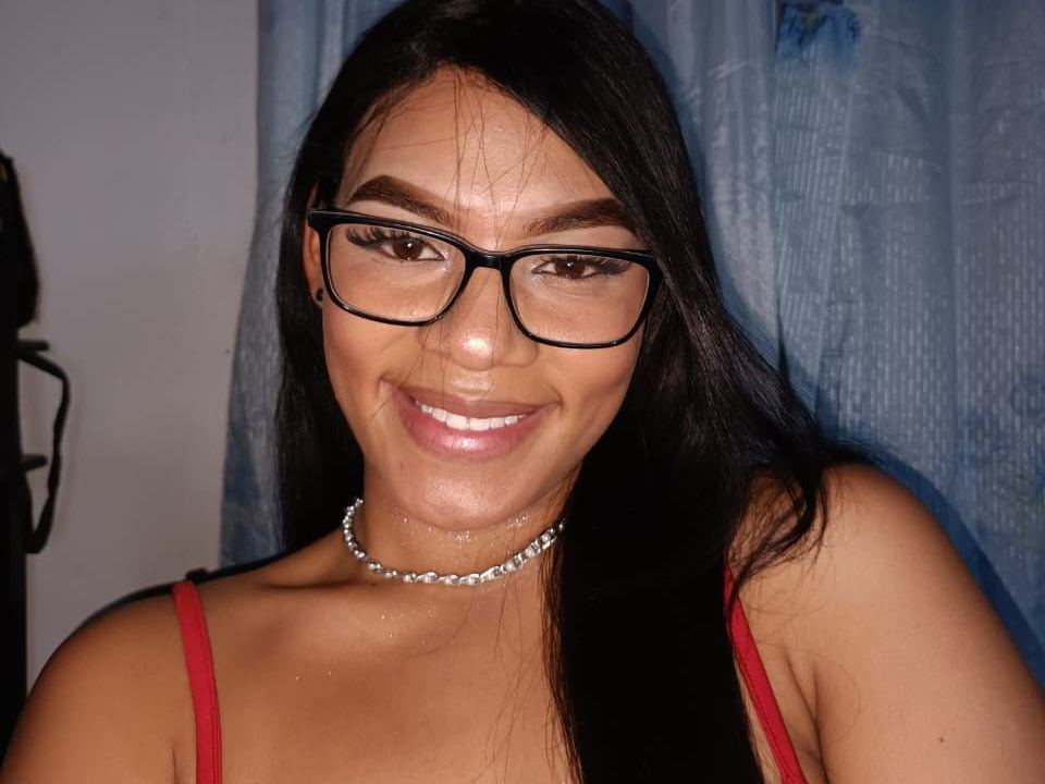 Foto de perfil de modelo de webcam de DanaTintina 