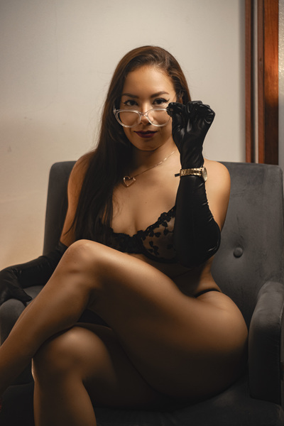 Artista NiaSimons Foto 12